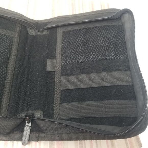 GAME BOY ADVANCE SP ZIPPERED CASE - Picture 7 of 10